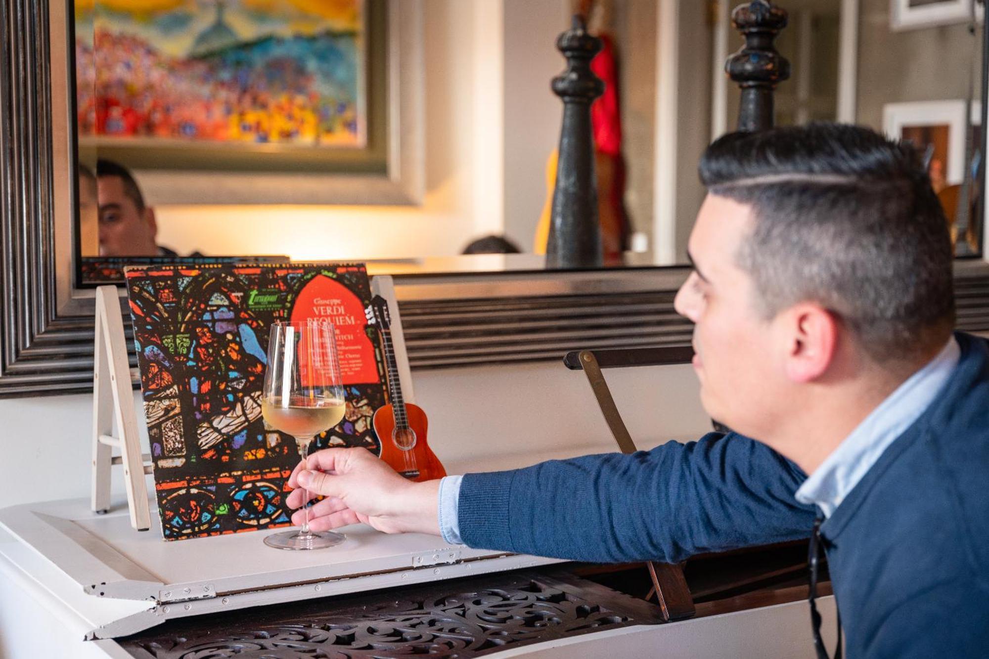 Opus One Luxury Guest House & Wine Φάρο Εξωτερικό φωτογραφία